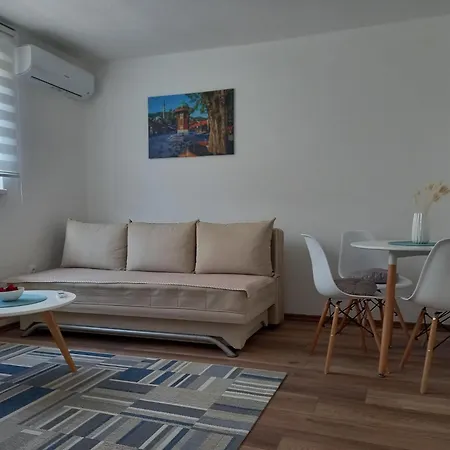 Apartmán Milic Stari Grad - Free Parking
